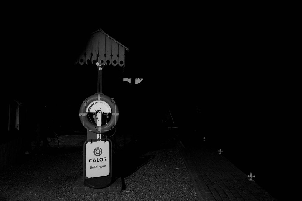 extreme low light photography